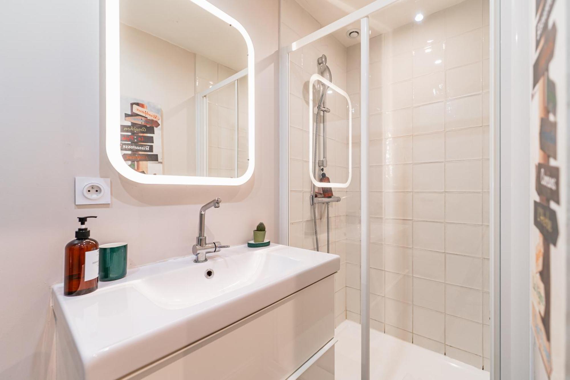 Appartement Aux Portes Du Jardin Public Бордо Екстериор снимка